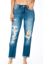 Load image into Gallery viewer, Mid Rise KanCan Boyfriend Distressed Jeans
