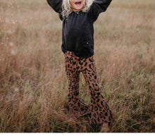 Load image into Gallery viewer, Kids Adorable Distressed Leopard Flares
