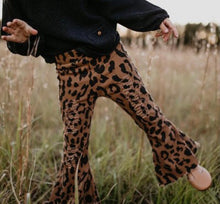 Load image into Gallery viewer, Kids Adorable Distressed Leopard Flares
